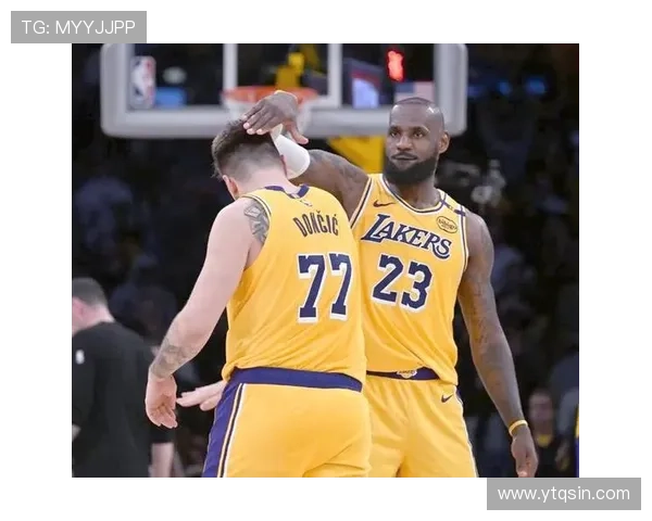 NBA最新动态：詹姆斯领衔湖人重回强势状态，字母哥助雄鹿迎来四连胜