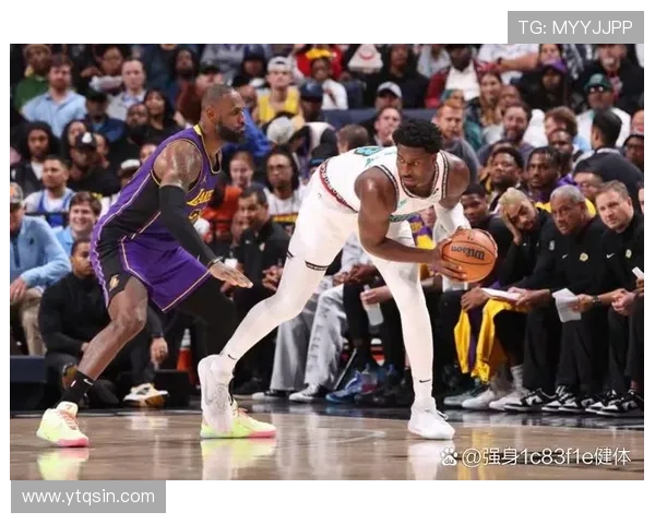 詹姆斯领衔湖人强势反弹西部格局迎来新变数季后赛悬念升级加剧
